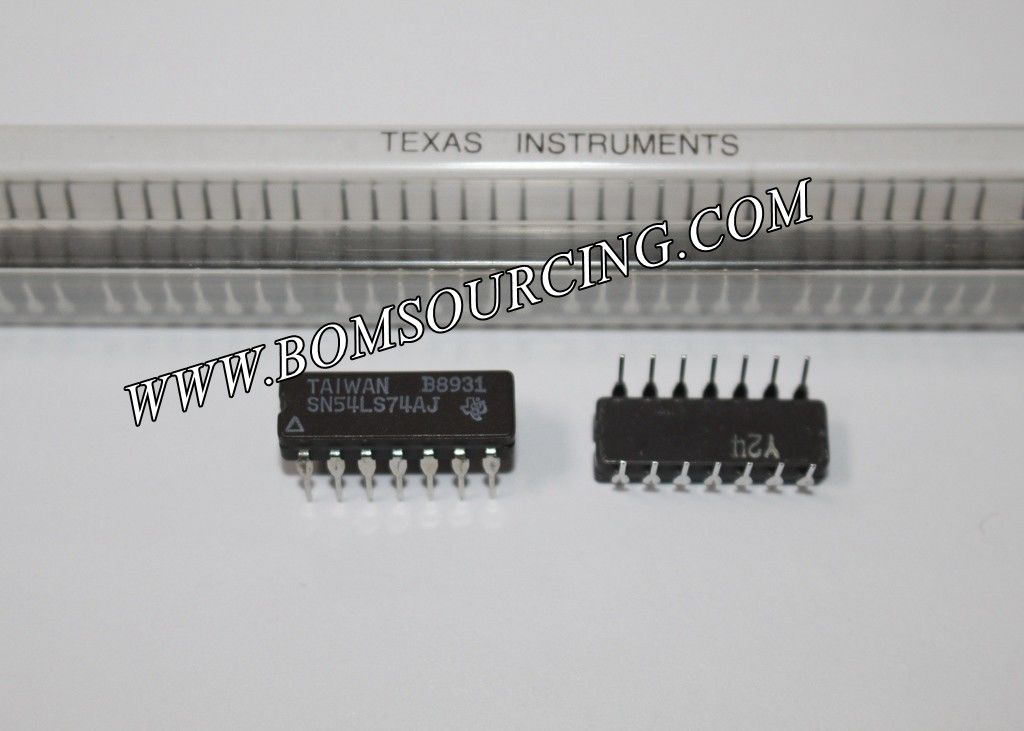 SN54LS74AJ Logic IC Chip For Industrial Or Military Use, Obsolete And Hard To Find Part